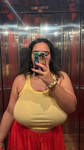 Full leaked Abir arous private photo