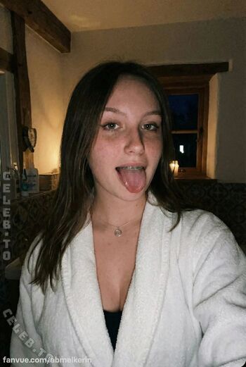 Full leaked Abmelkerin private photo