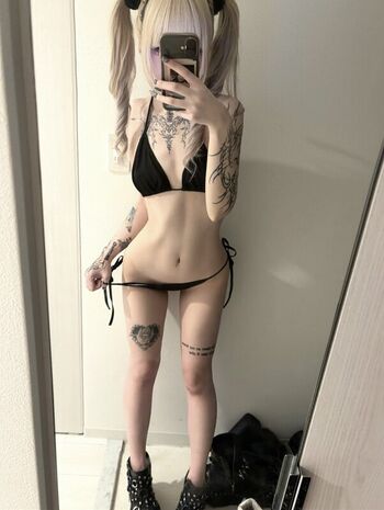 Full leaked Acidnyanko private photo