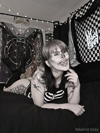 Full leaked Adalind gray page private onlyfans photo