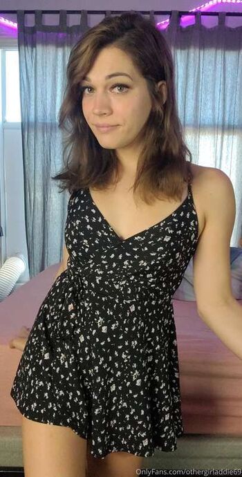 Full leaked Addielove private photo
