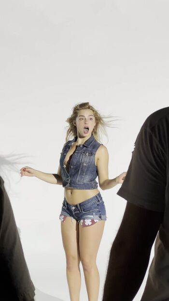 Full leaked Addison rae  page private onlyfans photo