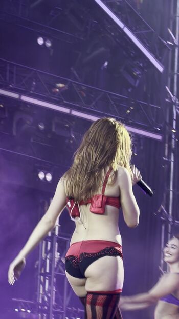 Full leaked Addison rae  page private onlyfans photo