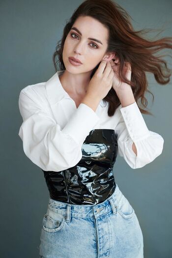 Full leaked Adelaide kane private photo