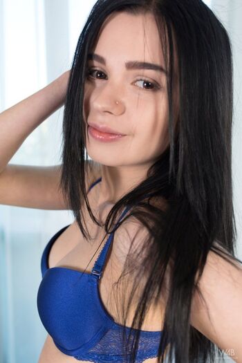 Full leaked Adele sweet private onlyfans photo