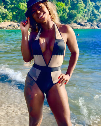Full leaked Adelia soares private photo