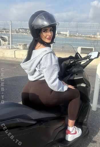 Full leaked Adelina hyseni private onlyfans photo