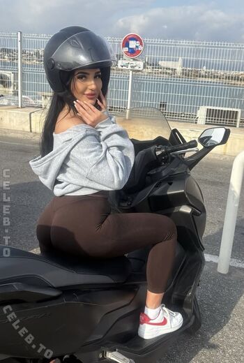 Full leaked Adelina hyseni private onlyfans photo