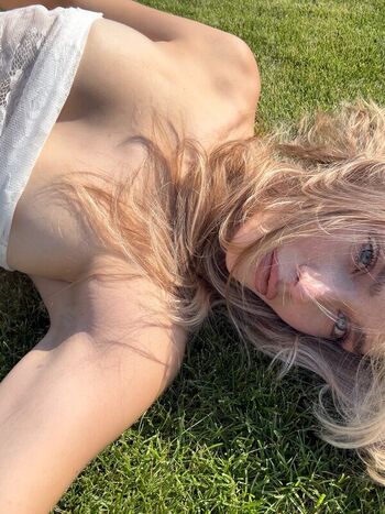 Full leaked Adelinafien private photo