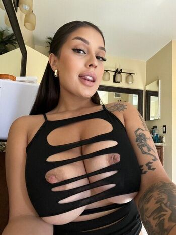 Full leaked Adianababyxo private photo