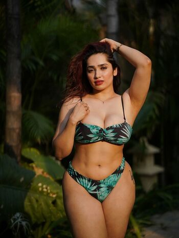 Full leaked Aditimistry private onlyfans photo