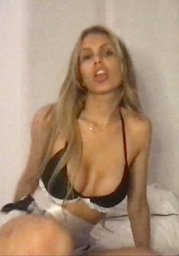 Full leaked Adixia  page private photo