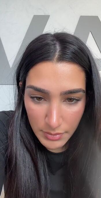 Full leaked Adolladola private photo