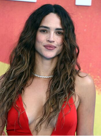 Adria Arjona