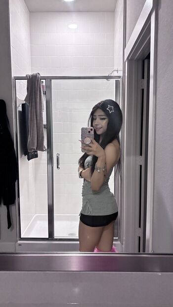 Full leaked Adriana private onlyfans photo