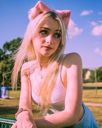 Full leaked Adrianah lee private onlyfans photo