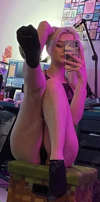 Full leaked Adrianah lee private photo