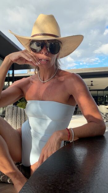 Full leaked Adriane galisteu page private onlyfans photo