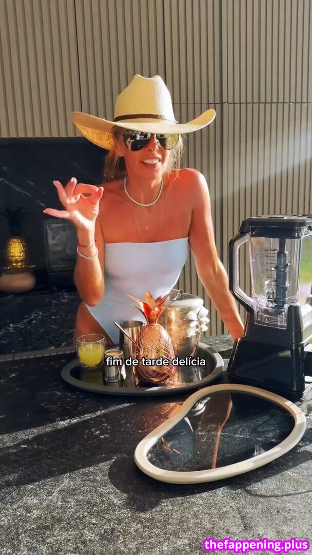 Adriane Galisteu / galisteuoficial नग्न OnlyFans फोटो #283