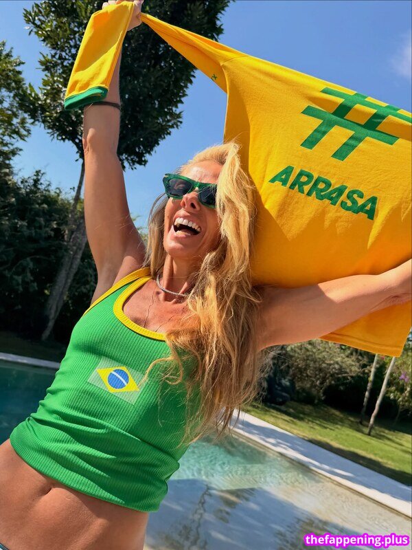 Adriane Galisteu / galisteuoficial Photo OnlyFans Nu #388