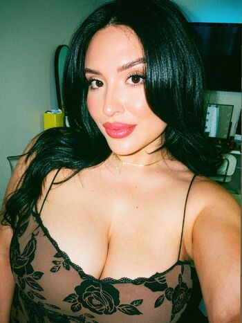 Full leaked Adriannaledesma private photo