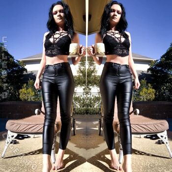 Full leaked Adrienne cowan private onlyfans photo