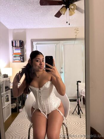 Full leaked Adriii luv private photo