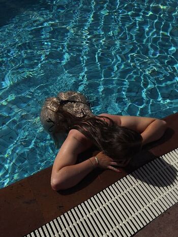Full leaked Aechisholm private photo