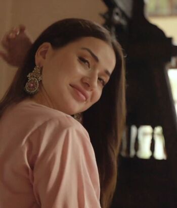 Full leaked Aena khan private photo