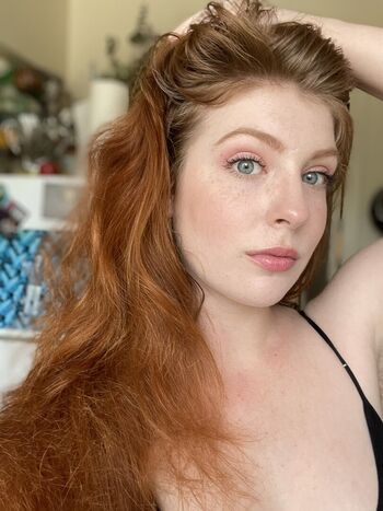 Full leaked Aeris milan private photo