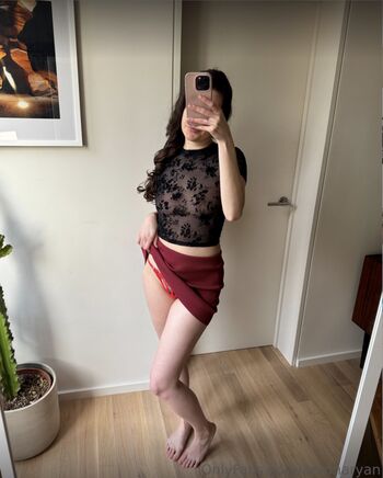 Full leaked Aerona ryan private photo
