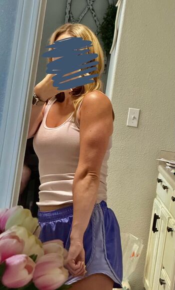 Full leaked Affectionate ant private onlyfans photo