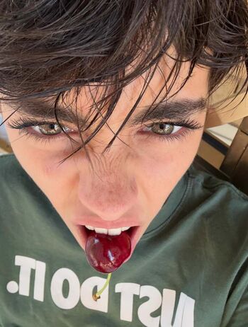 Full leaked Agataisokay private photo