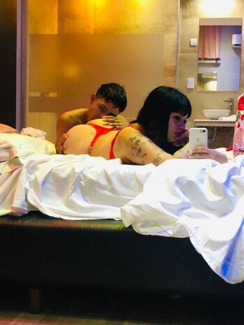 Full leaked Aguss abril page private onlyfans photo