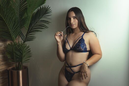 Full leaked Ahinovi private photo