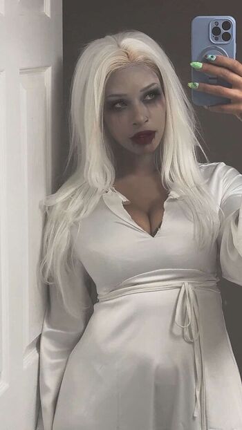 Full leaked Ahquamarine private onlyfans photo