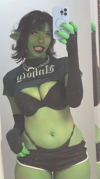 Full leaked Ahquamarine private onlyfans photo