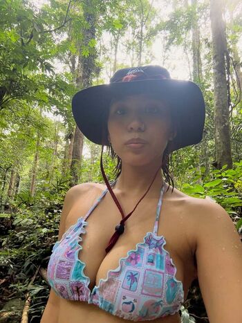 Full leaked Aienabatrisaa private onlyfans photo