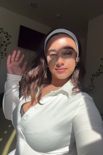 Full leaked Aiesha rai page private photo