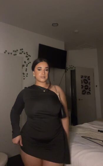 Full leaked Aiesha rai private photo
