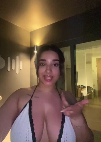 Full leaked Aiesha rai private photo