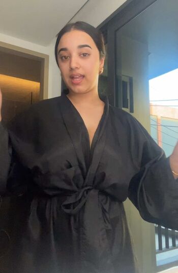Full leaked Aiesha rai private photo