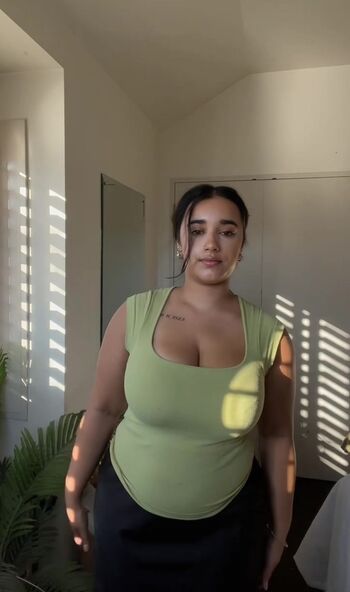 Full leaked Aiesha rai private photo
