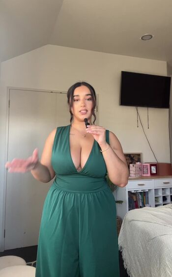 Full leaked Aiesha rai private photo
