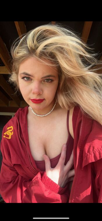 Full leaked Aiiygatorz page private onlyfans photo