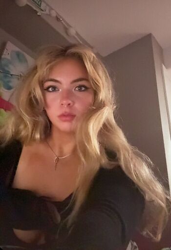 Full leaked Aiiygatorz private photo