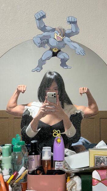 Full leaked Aikomiyuu private onlyfans photo