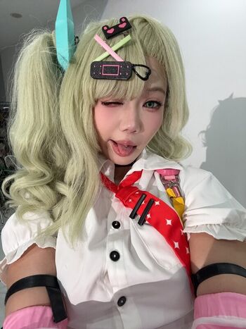 Full leaked Aikoowo page private photo