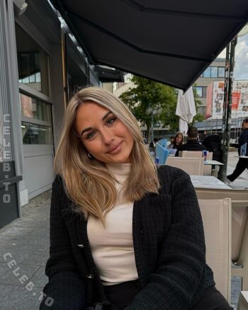 Full leaked Aileen private photo