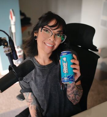 Full leaked Aileensenpaireacts private onlyfans photo